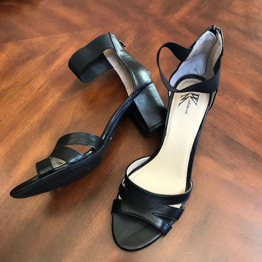 White Mountain Heeled Sandal 11M